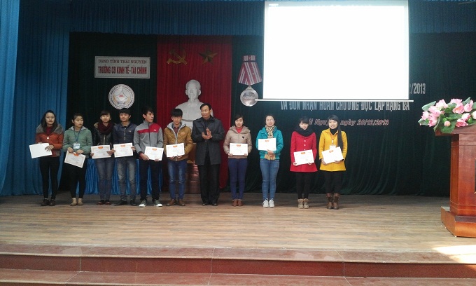 Thông tin hội nghị giao ban tháng 3-2014