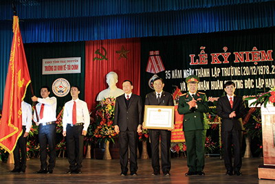 Lễ mít tinh kỷ niệm 83 năm ngày thành lập Hội Liên hiệp Phụ nữ Việt Nam (20/10/1930 – 20/10/2013)